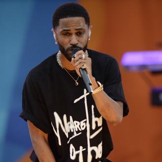 Big Sean lets fans choose set list