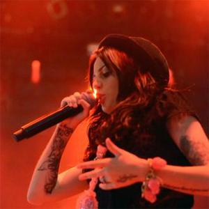 Cher Lloyd Storms Off Stage After Urine Attack