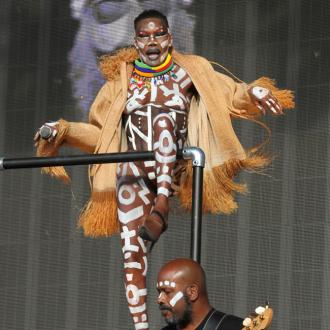 Grace Jones slams 'middle of the road' pop stars