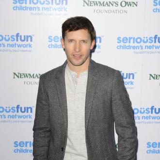 James Blunt uninterested in Twitter notoriety 