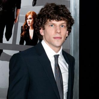 Jesse Eisenberg: Batman vs Superman is intimate