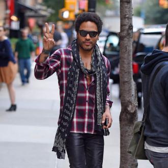 Lenny Kravitz wants women to run world