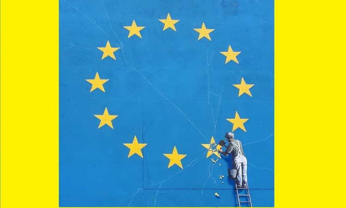 http://www.contactmusic.com/images/feature-images/banksy-dover-brexit-artwork-andrew-lockwood.jpg