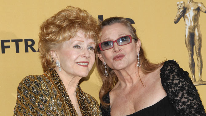 Debbie Reynolds and Carrie Fisher