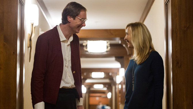 Stephen Merchant and Lisa Kudrow star in 'Table 19'