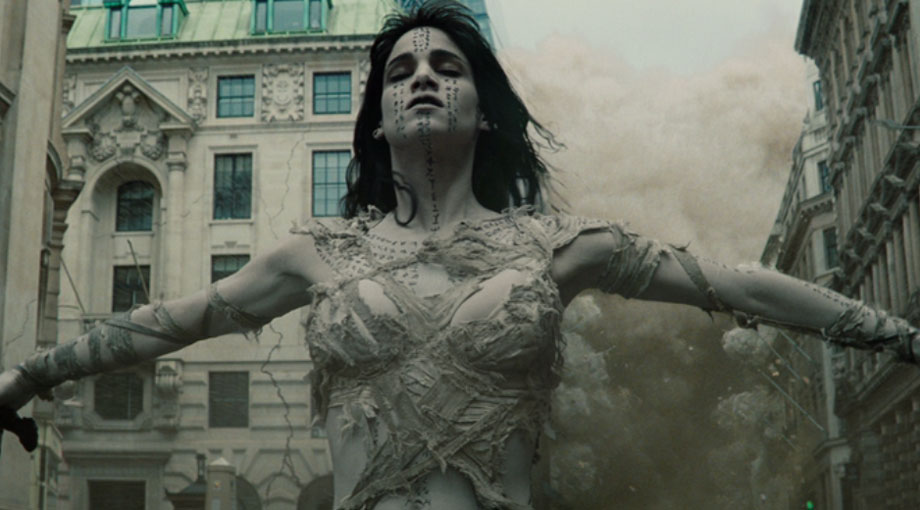 The Mummy - Featurettes, Clips and  Trailer