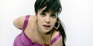 Lily Allen, Smile, Video Stream