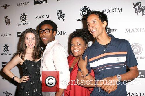 Alison Brie, Donald Glover, Yvette Nicole Brown and Danny Pudi