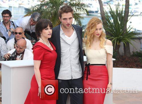 Sarah Gadon, Emily Hampshire and Robert Pattinson