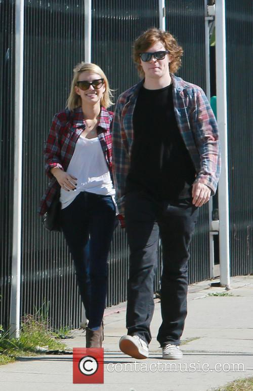 Emma Roberts and Evan Peters