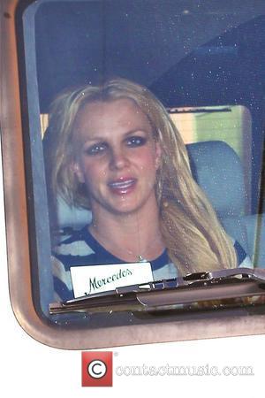 Britney Spears leaves a studio in North Hollywood Los Angeles, California - 13.01.11