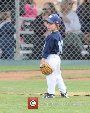 Britney Spears attends her son Sean Preston's little leage baseball match Los Angeles, California - 19.03.11