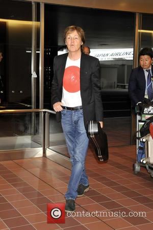 Paul McCartney - Paul McCartney arrives at Narita International Airport in Tokyo - Tokyo, Tokyo, Japan - Thursday 15th May...