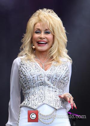 Was Dolly Parton Really Miming At Glastonbury?