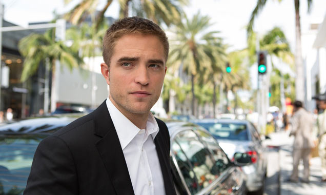 Robert Pattinson Maps to the Stars