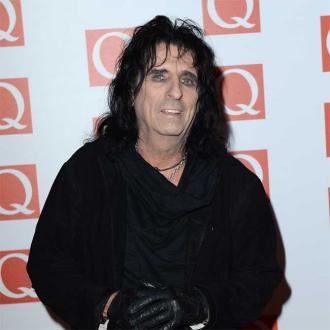 Alice Cooper voices Peter and Wolf in Hollywood