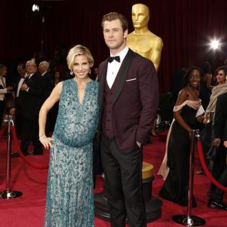 Elsa Pataky's Oscars dress mocked on Fashion Police