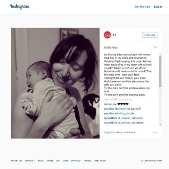 Karen O gives birth to son