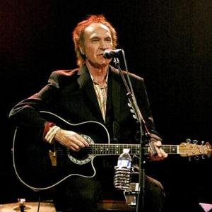 Ray Davies: Closing Ceremony Was 'Intimate'