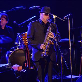 Van Morrison sings for rehab charity