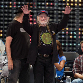 Willie Nelson 'faces death with grace' on new album