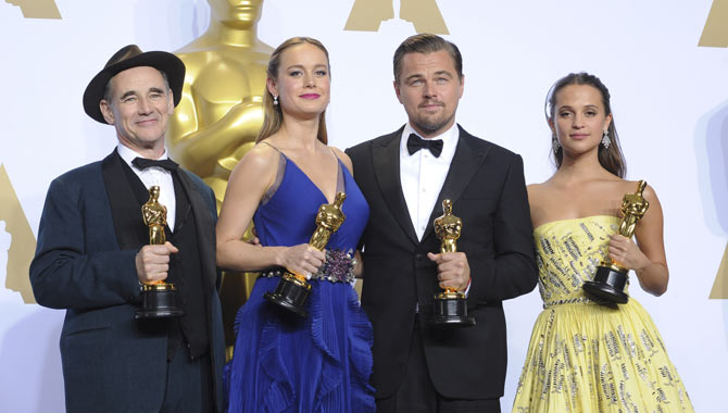 Leonardo DiCaprio Finally Gets His Oscar! But 'Mad Max' Was The Big Winner At The 2016 Academy Awards