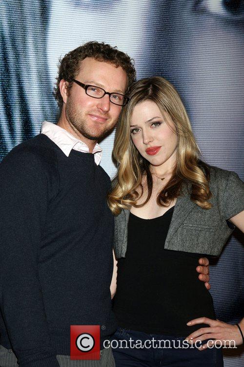 Majandra Delfino and Devon Gummersall