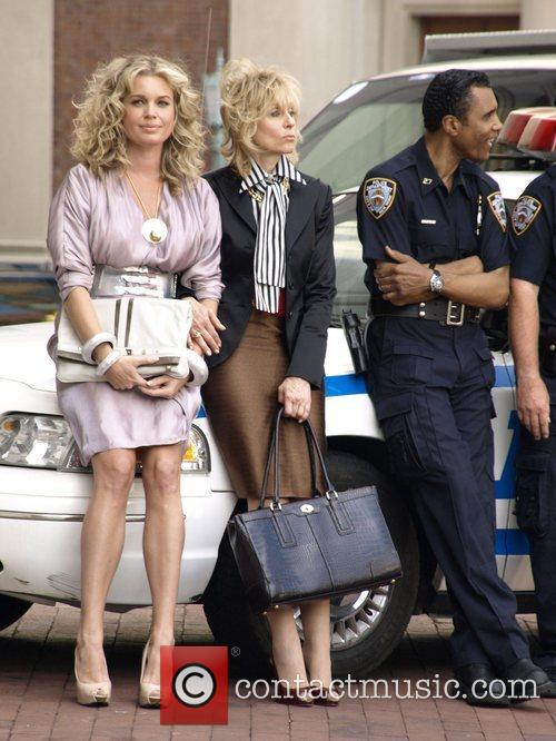 Rebecca Romijn Stamos and Judith Light 1