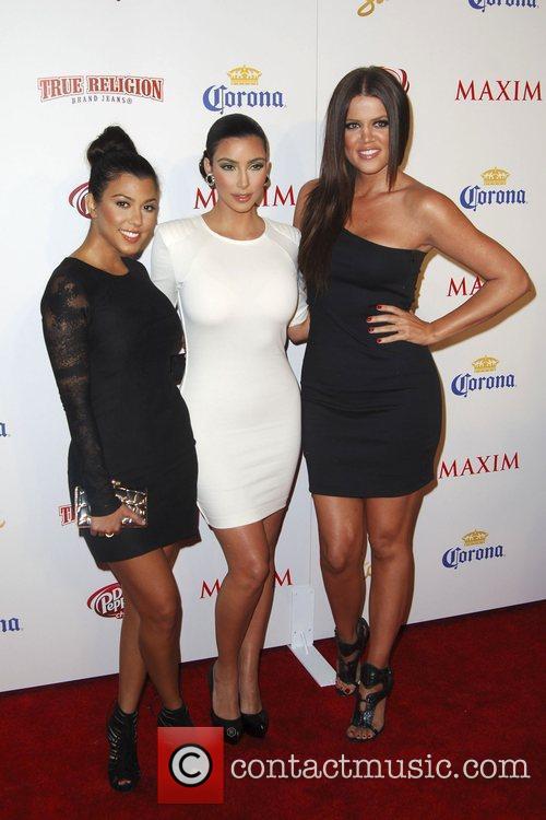 Kourtney Kardashian and Kim Kardashian 1