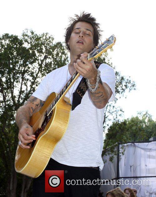 Ryan Cabrera