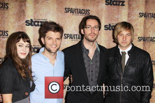 Lizzy Caplan and Martin Starr 1