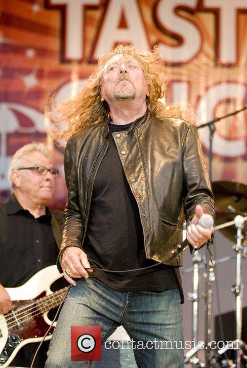 Robert Plant, Chicago and Los Lobos