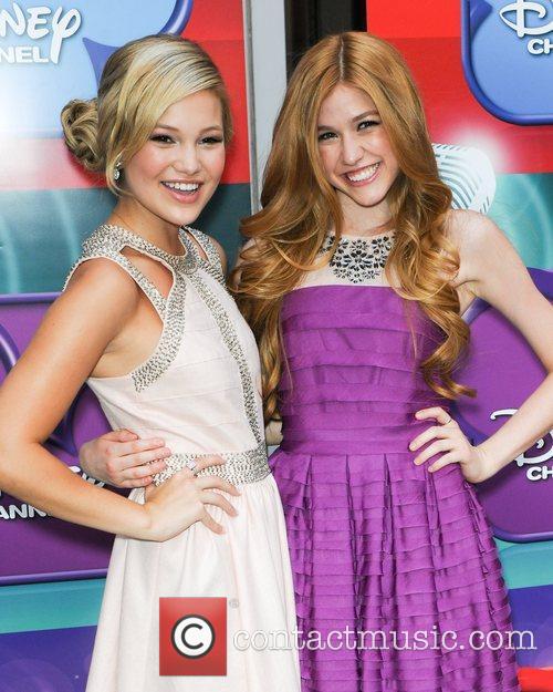 Olivia Holt and Katherine Mcnamara