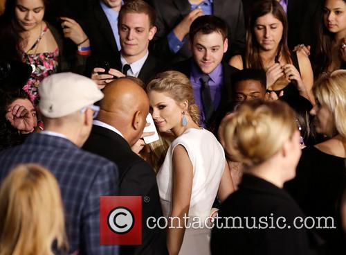Taylor Swift and Annual People's Choice Awards 1