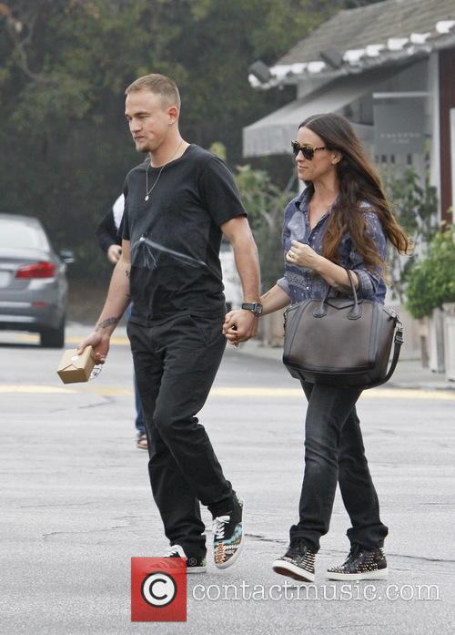 Alanis Morissette and Mario Treadway 1