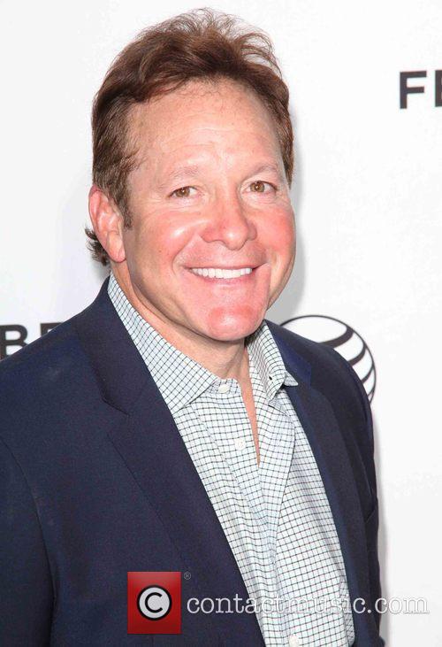 Steve Guttenberg