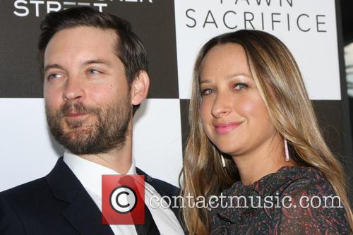 Tobey Maguire and Jennifer Meyer 1