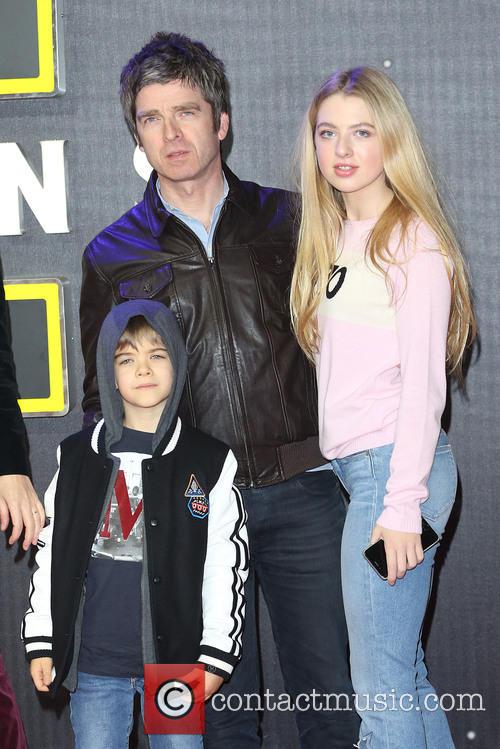 Noel Gallagher, Daughter Anais and Son Sonny 1