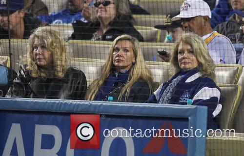 Mary Hart picture