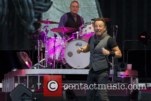 Bruce Springsteen and Max Weinberg 8