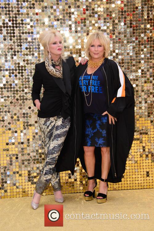 Jennifer Saunder and Joanna Lumley 3