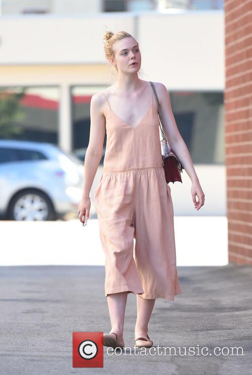 Elle Fanning 9