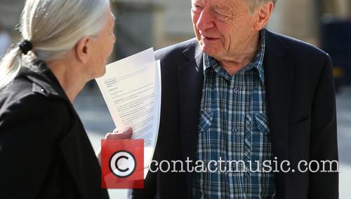 Vanessa Redgrave, Lord Alfred Dubs and Letter 5