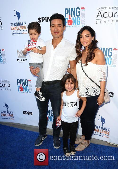 Mario Lopez, Dominic Lopez, Gia Francesca Lopez, Courtney Mazza and Courtney Lopez