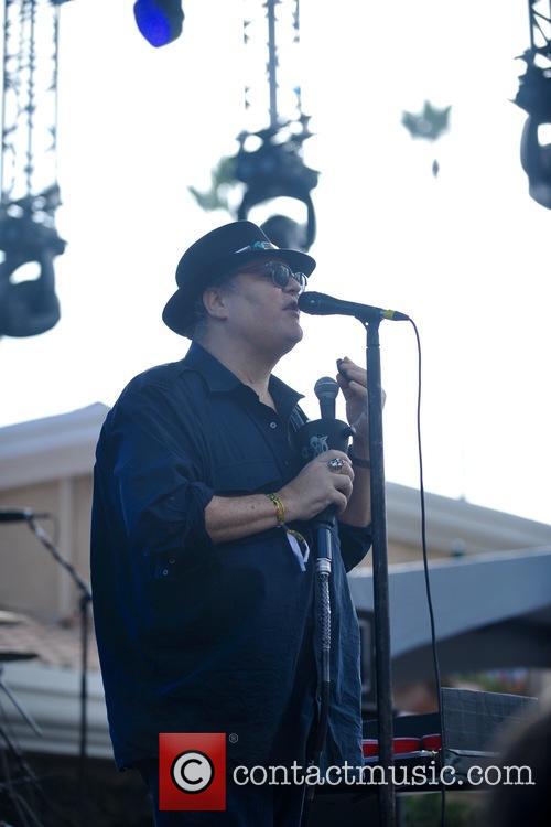 Blues Traveler and John Popper 1