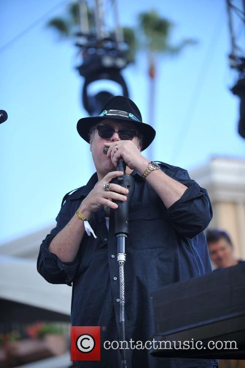 Blues Traveler and John Popper 11