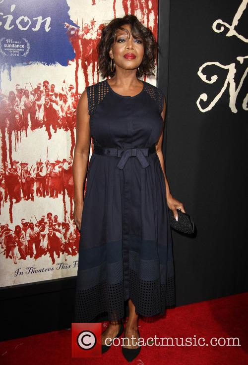 Alfre Woodard 1