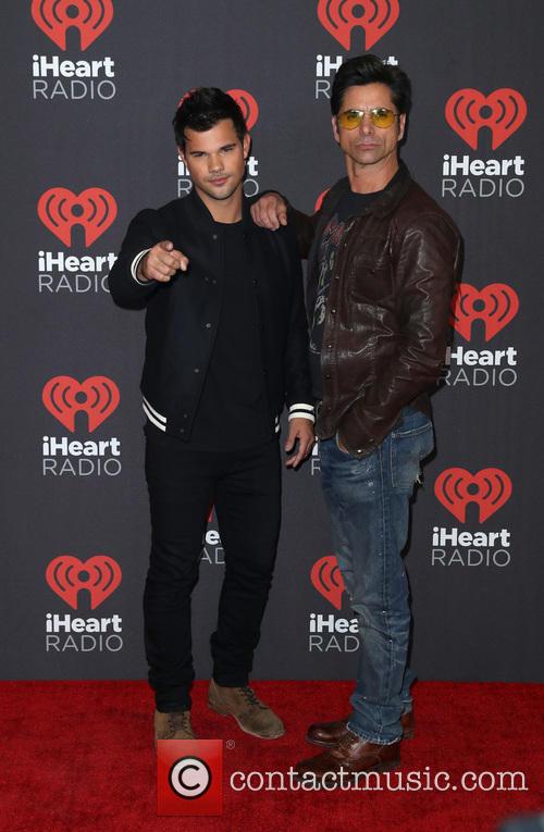 Taylor Lautner and John Stamos 1