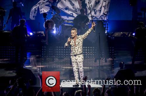 Robbie Williams and Roundhouse 4