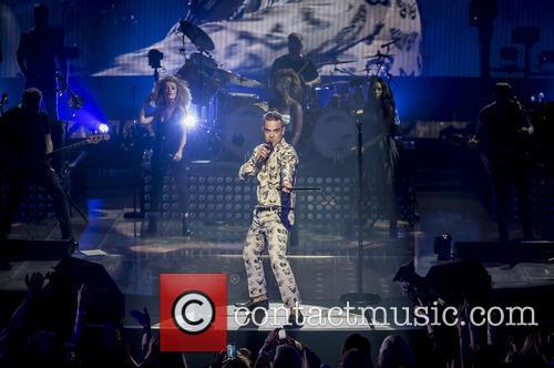 Robbie Williams and Roundhouse 5